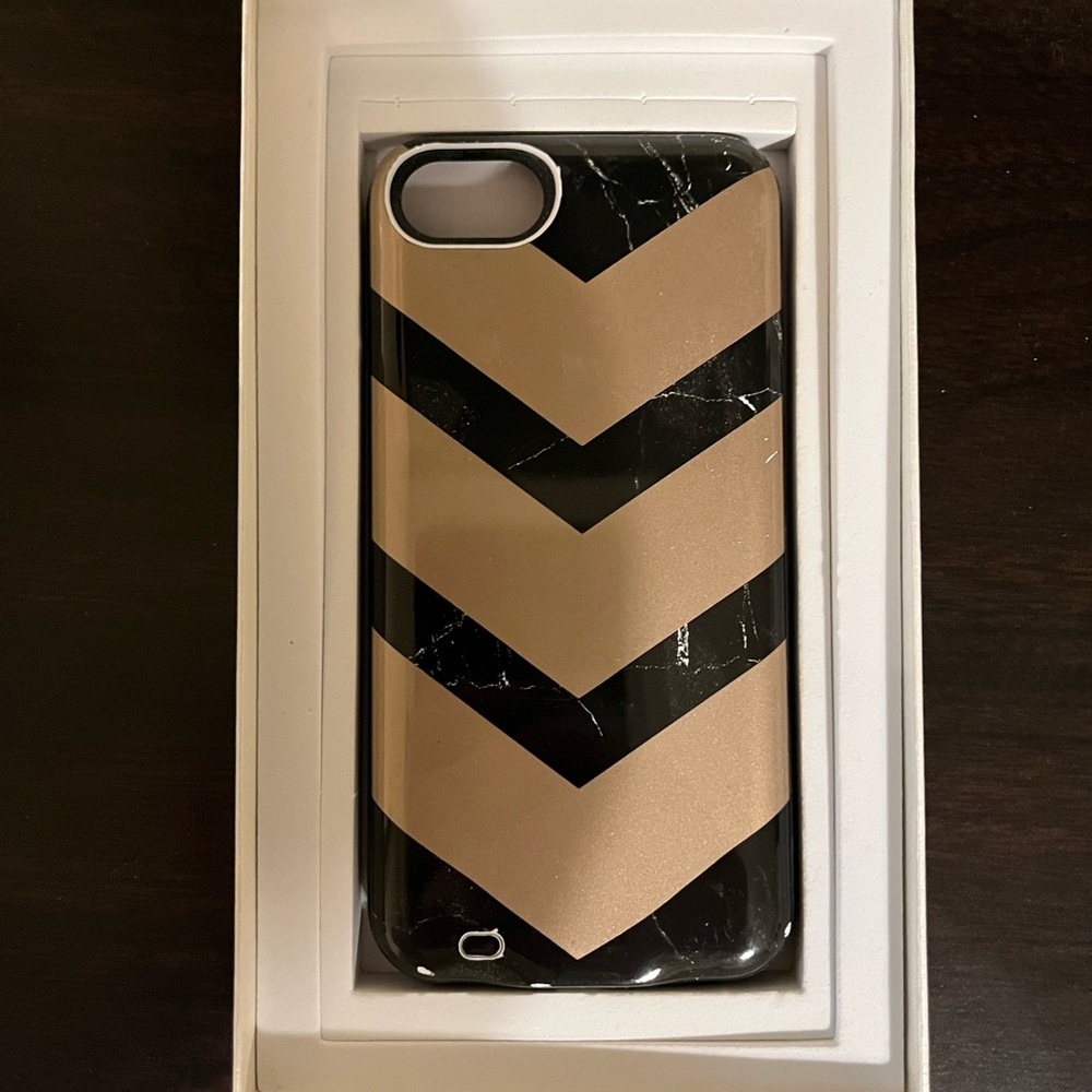 Luxy Lemon charging phone case